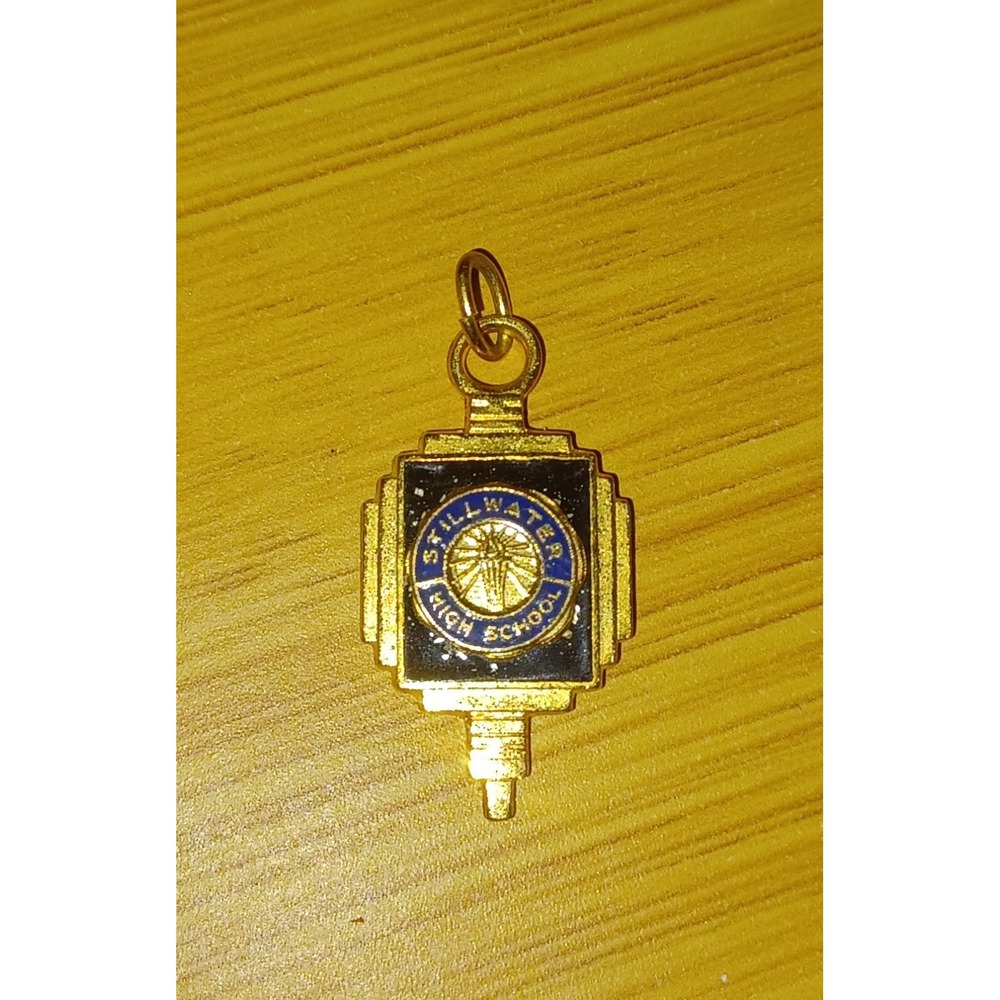 Stillwater High School Class Key Senior‎  Necklace Pendant